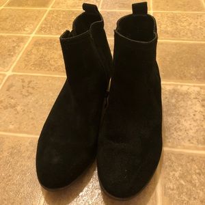 Black boots